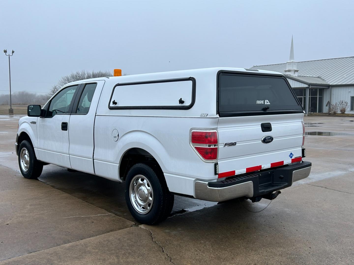 2014 White /Gray Ford F-150 (1FTEX1CM7EK) with an 3.7L V6 engine, 6-Speed Automatic transmission, located at 17760 Hwy 62, Morris, OK, 74445, (918) 733-4887, 35.609104, -95.877060 - Photo#6